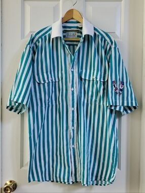 Teal and White Striped Men's XL Short-Sleeve Button-Down Shirt
